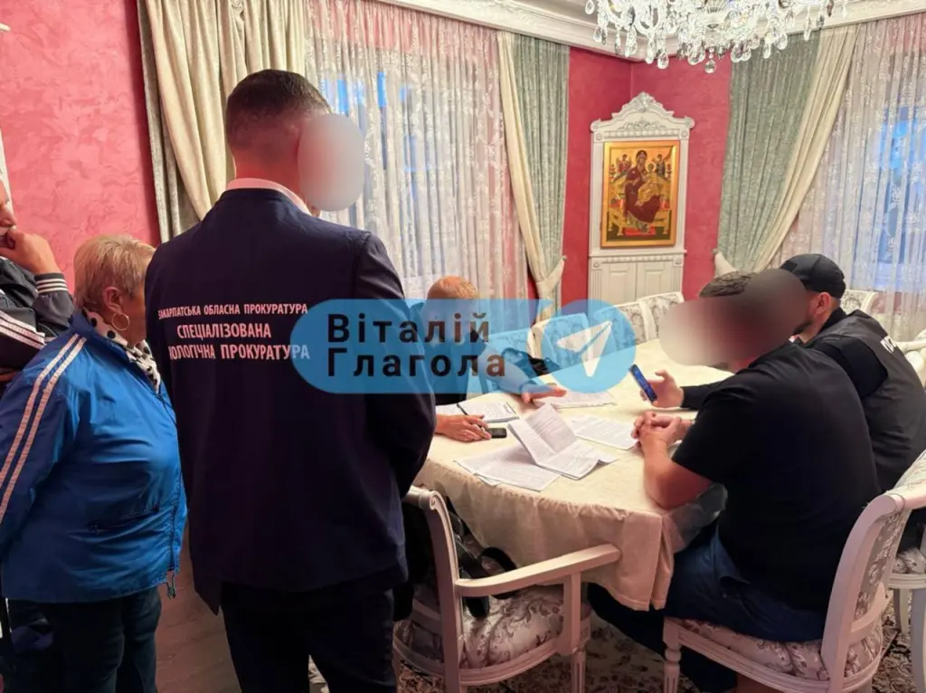 Депутата Закарпатської облради підозрюють у схемах із продажем цінної деревини