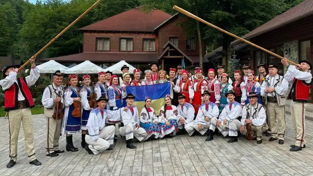 80 років традиції і сили: як Закарпатський народний хор зберіг і примножив свій феномен