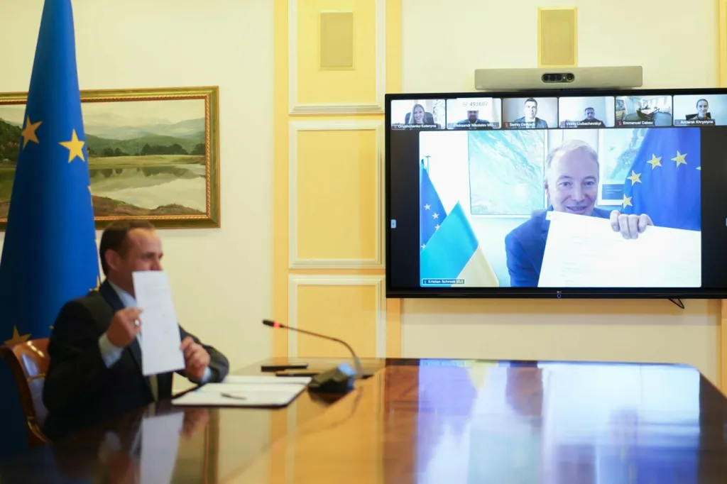 «Транспортний безвіз» між Україною та ЄС подовжили щонайменше до весни 2027 року