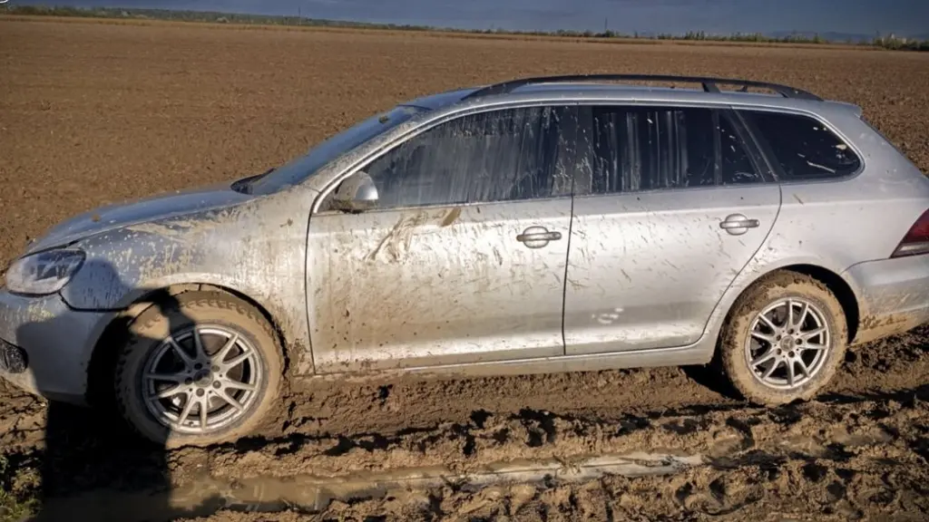 На Мукачівщині водія підозрюють у наїзді на велосипедиста та втечі з місця ДТП