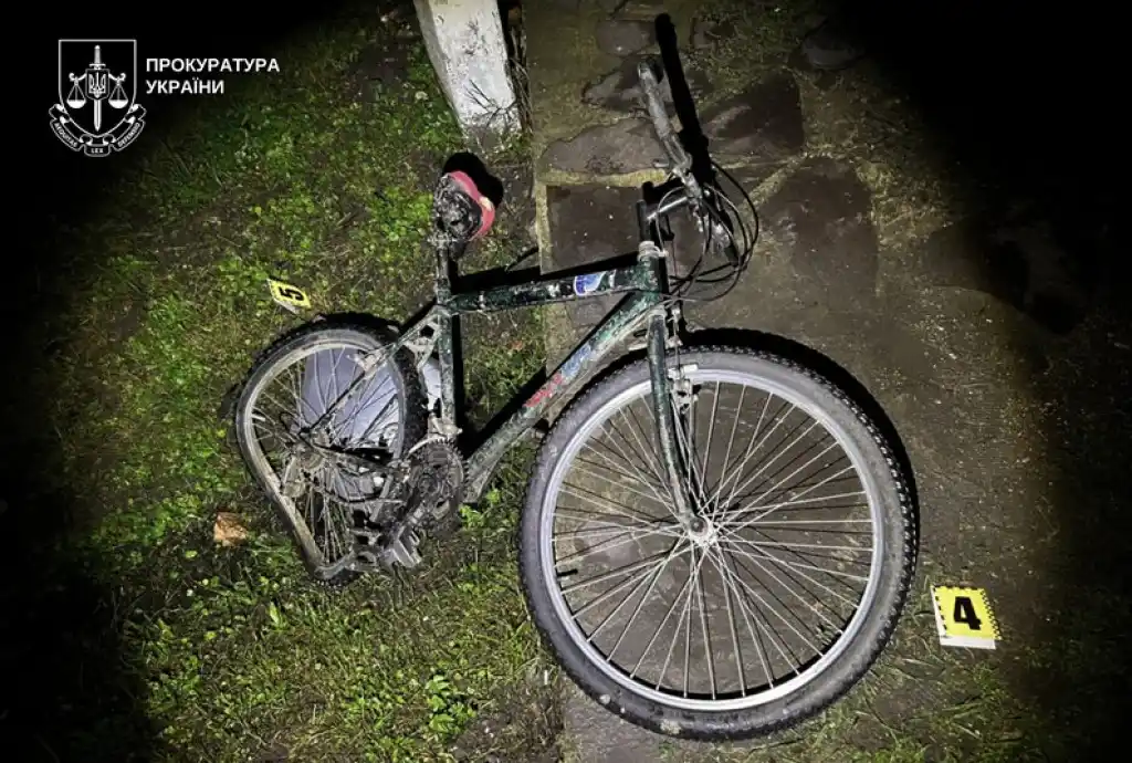На Мукачівщині водія підозрюють у наїзді на велосипедиста та втечі з місця ДТП