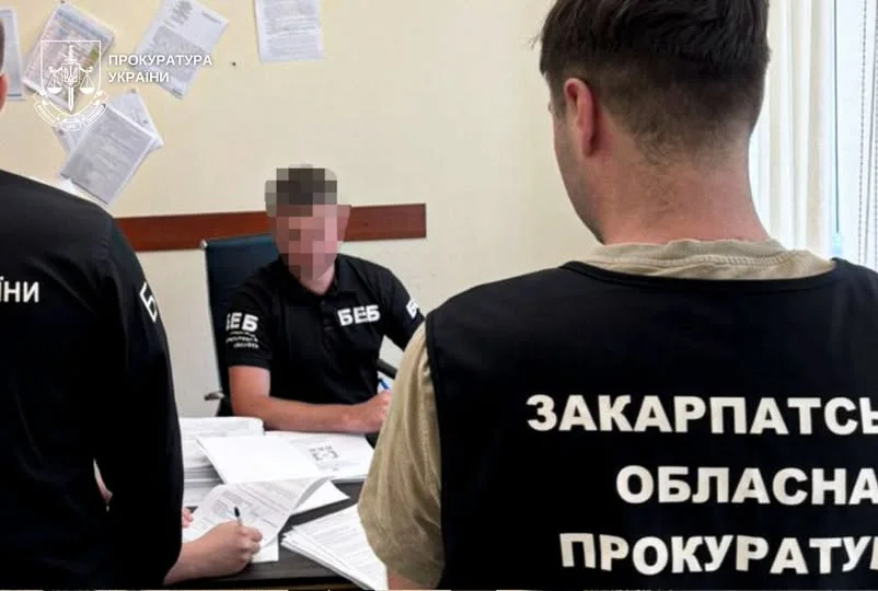 В Ужгороді судитимуть посадовця міськради та підприємця за розкрадання понад 1,7 млн грн на ремонті шкіл