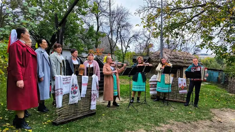 В Ужгороді відбулася акція «Жива спадщина»: громади Закарпаття презентували традиції, ремесла та народні звичаї