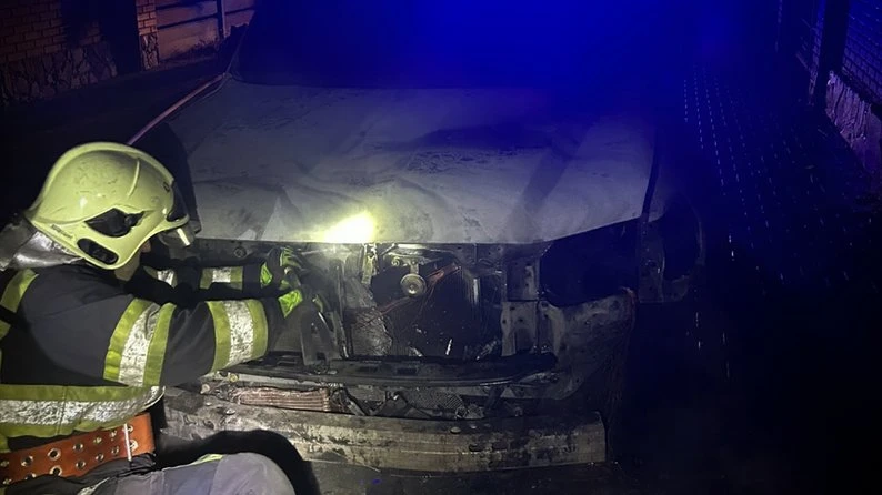 На Закарпатті судитимуть харків’янина, який підпалив автомобіль на замовлення На Закарпатті судитимуть харків’янина, який підпалив автомобіль на замовлення