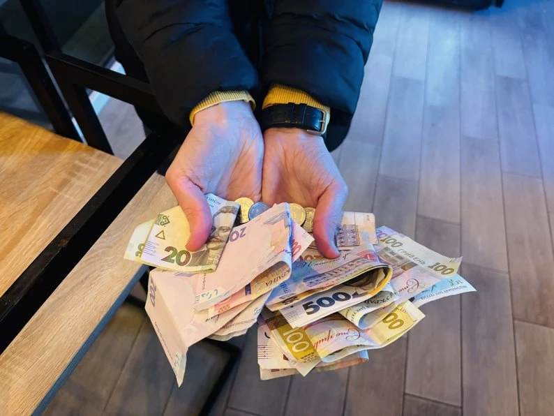 У Мукачеві проводять благодійні екскурсії, щоб підтримати українських захисників