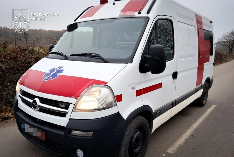 На Закарпатті перед судом постануть чоловіки, яких підозрюють у продажі гуманітарних авто для військових На Закарпатті перед судом постануть чоловіки, яких підозрюють у продажі гуманітарних авто для військових