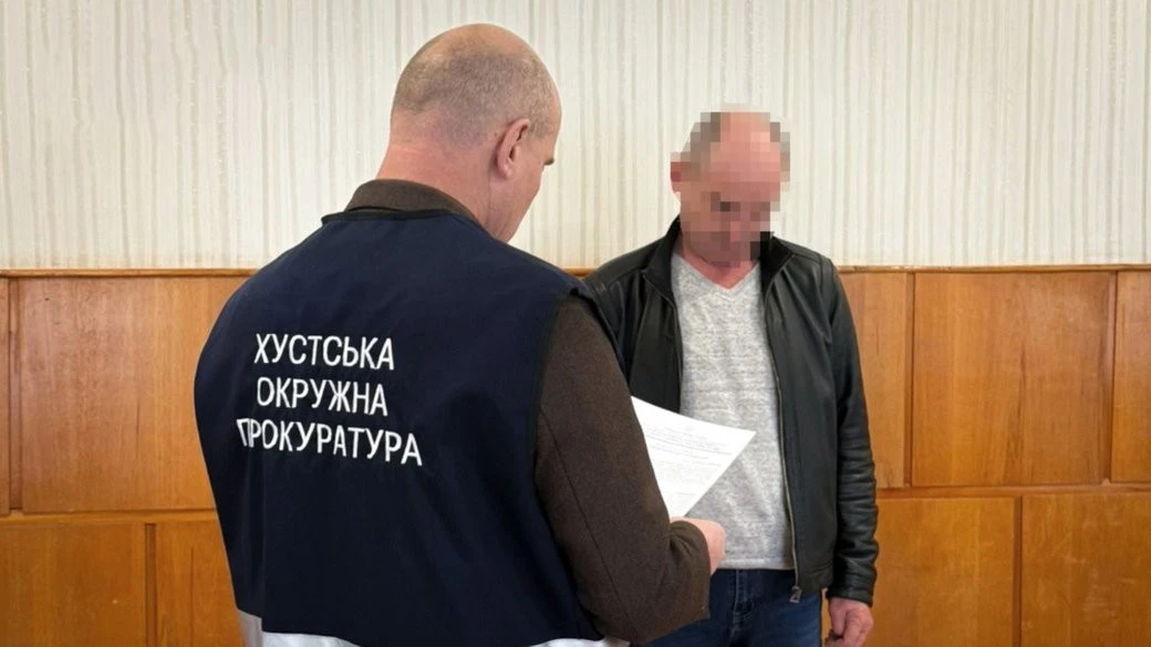 На Закарпатті службовця райлікарні підозрюють у переплаті понад пів мільйона за рентген-апарат