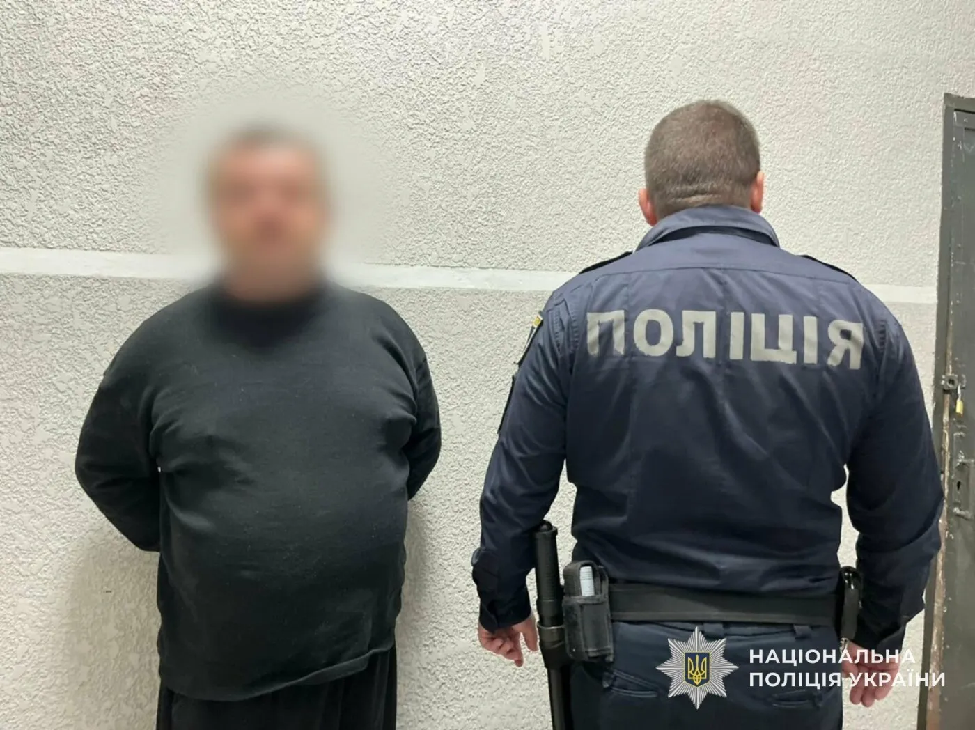 Конфлікт у Хустському районі: чоловіка поранили лопатою під час сварки
