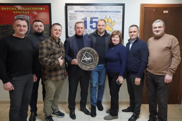Ужгородська громада зустріла захисників України з Сіверської бригади