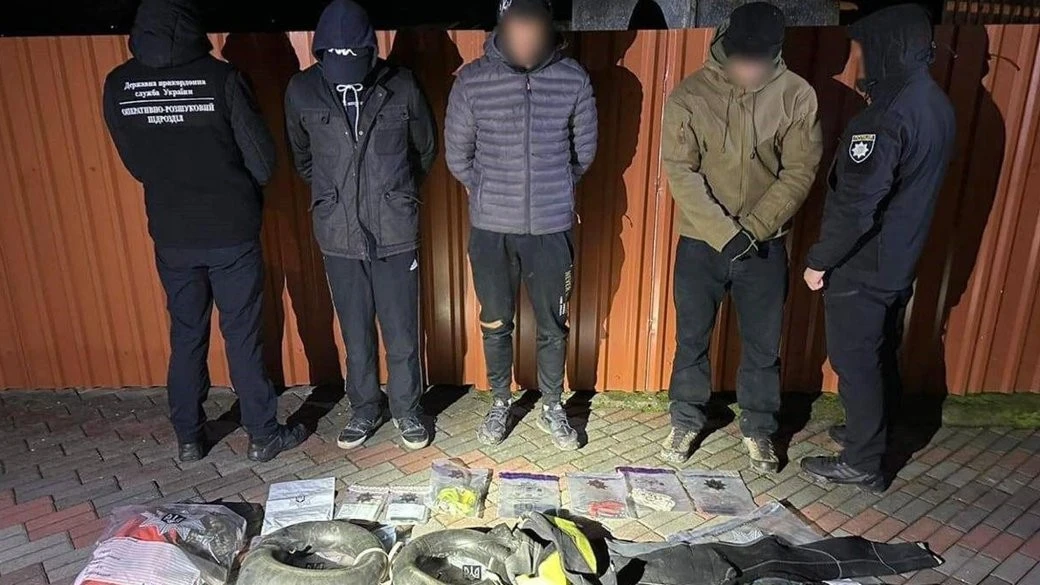 На Закарпатті затримали молодика за спробу переправити чоловіків до Румунії