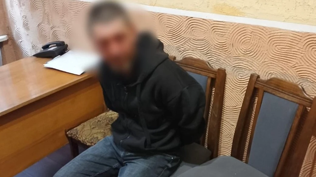 На Закарпатті затримали чоловіка, який вчинив насильство в родині і напав на поліцейських