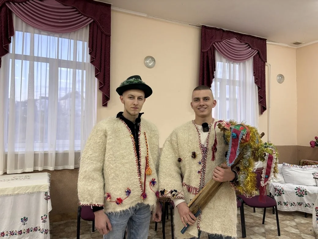 Дракон на Різдво: як у Бороняві зберегли унікальний обряд Шарханя Дракон на Різдво: як у Бороняві зберегли унікальний обряд Шарханя
