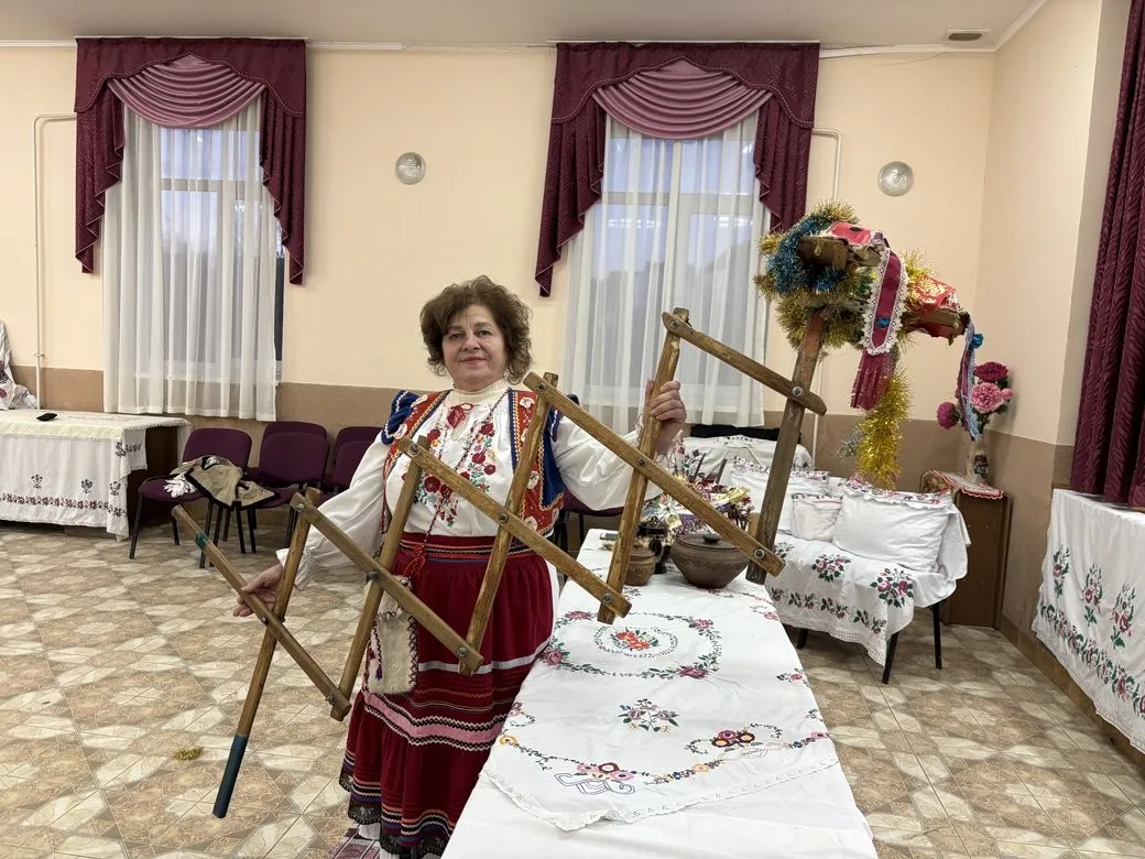 Дракон на Різдво: як у Бороняві зберегли унікальний обряд Шарханя Дракон на Різдво: як у Бороняві зберегли унікальний обряд Шарханя