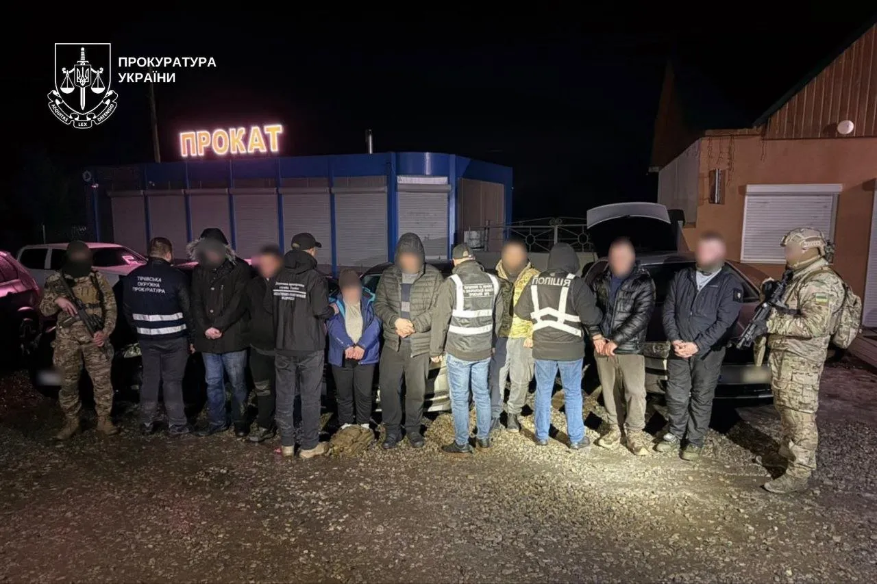 Переправа за $8 тисяч: на Закарпатті викрили групу, що вивозила чоловіків до Румунії
