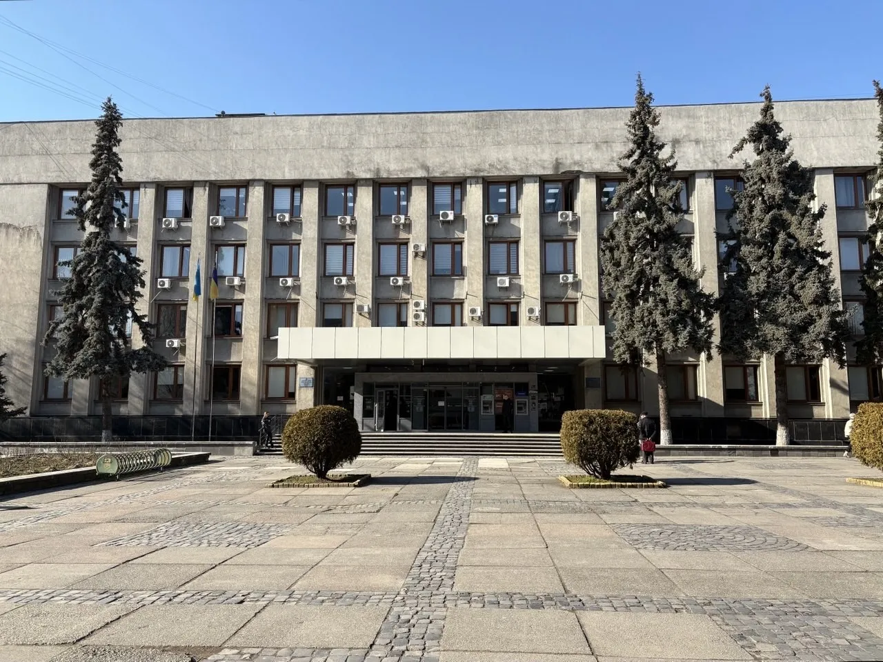 Протидія вербуванню та посилення охорони: в Ужгороді розробили план захисту комунальних установ