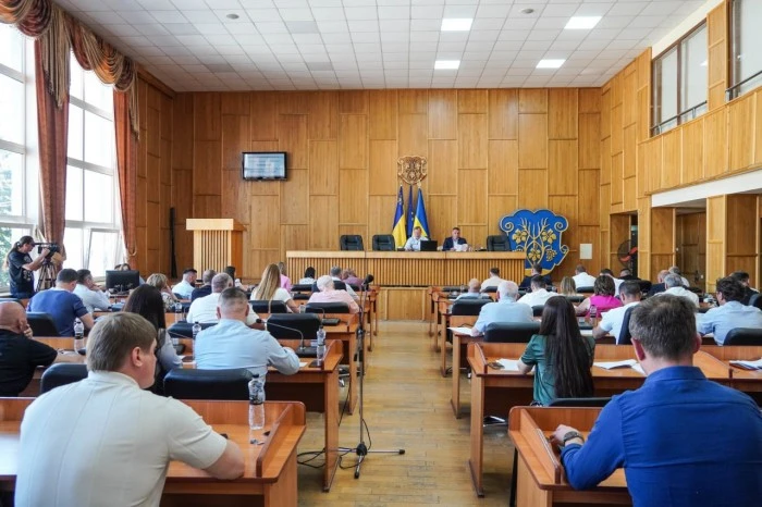 Понад 270 ужгородців отримають бюджетні кошти на лікування: рішення сесії