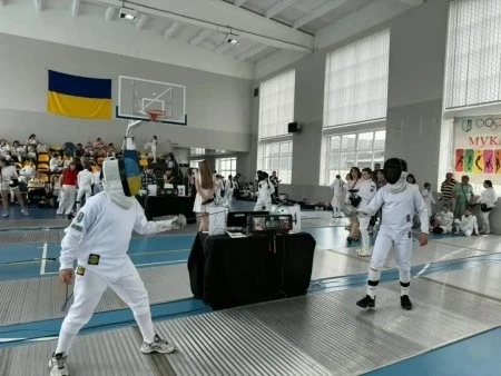 Понад 300 юних шпажистів з усієї країни з’їхалися до Мукачева на фінал престижного турніру