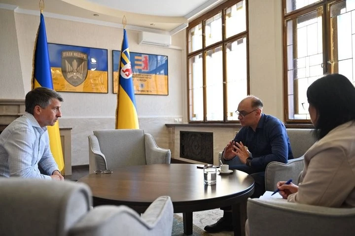 Мовний моніторинг на Закарпатті: Секретаріат Уповноваженого перевірить публічний простір