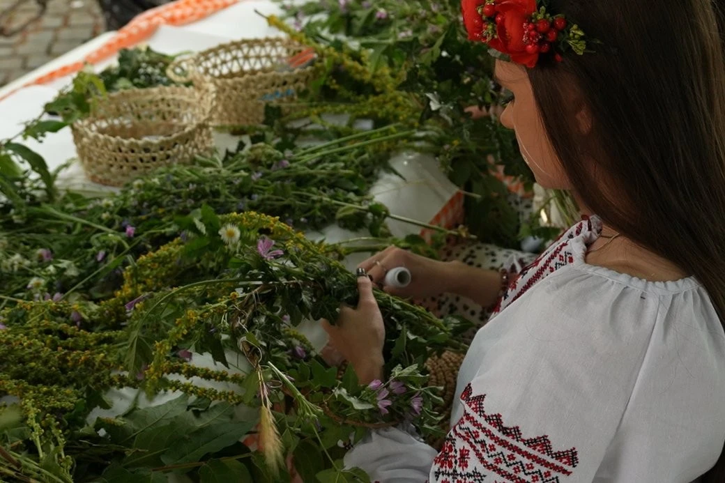 Тонни бісеру, лялька на багатті та 200 тисяч для ЗСУ: в Ужгороді завершився «Купала Фест 2026»