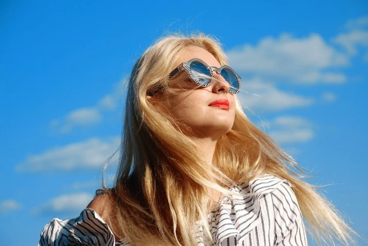 Секрет популярности Ray-Ban в концепции &laquo;Тихий люкс&raquo; и базовом гардеробе